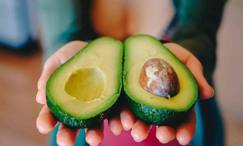 Avocado in Pregnancy: Benefits and Side effects | Avocado During Pregnancy