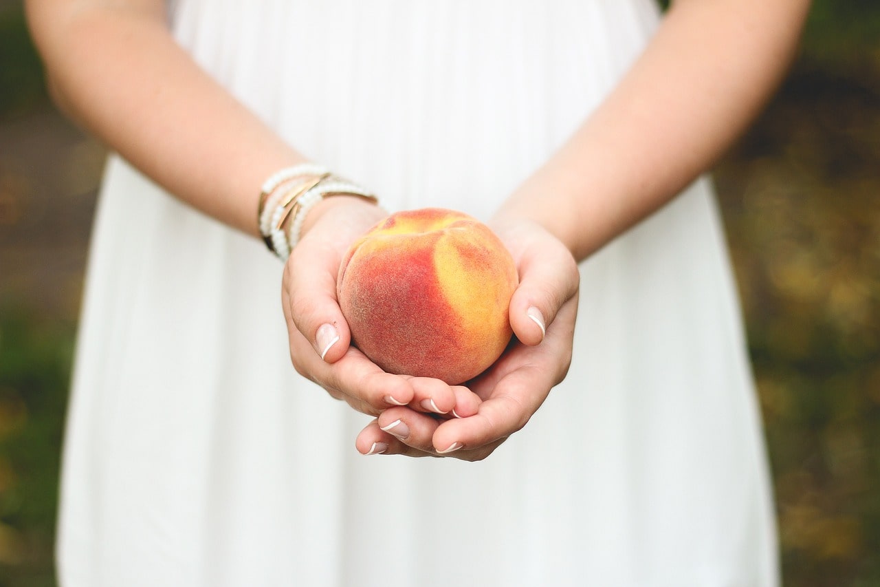 Is it Safe to Eat Peaches during pregnancy?