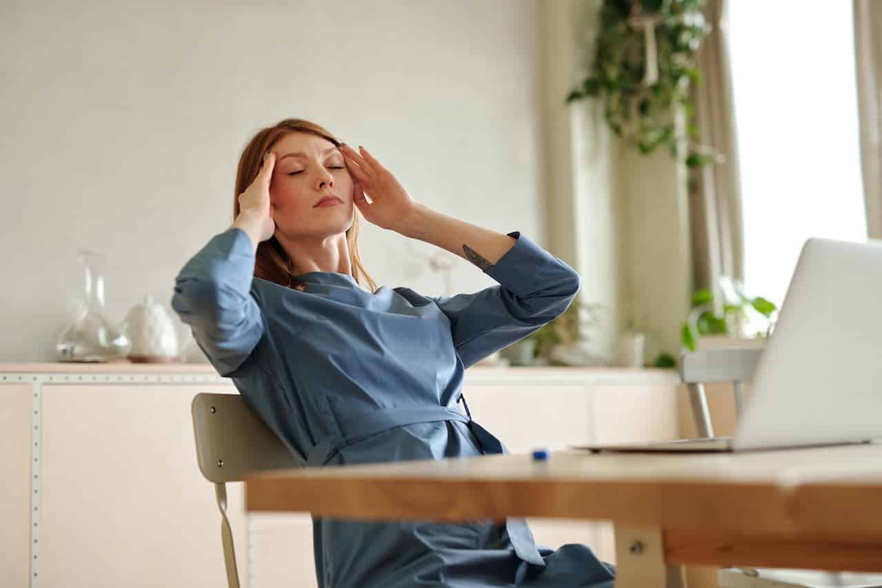 how-to-treat-headache-after-abortion-lady-well-care